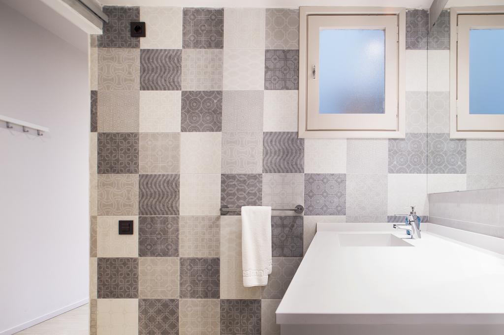 Barcelona Inloft Apartment Bagian luar foto
