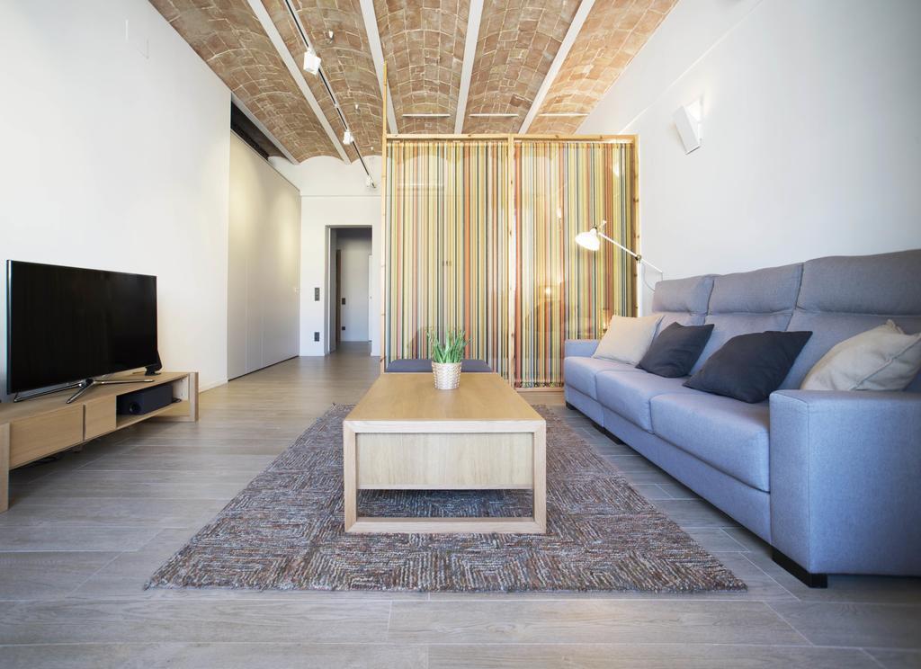 Barcelona Inloft Apartment Bagian luar foto